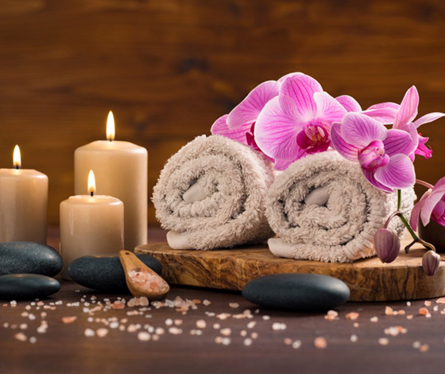candles-towels-and-flowers-decorating-the-best-medical-spa-in-las-vegas