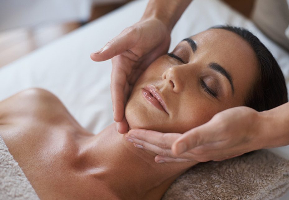 woman-being-treated-at-the-best-medical-spa-in-las-vegas